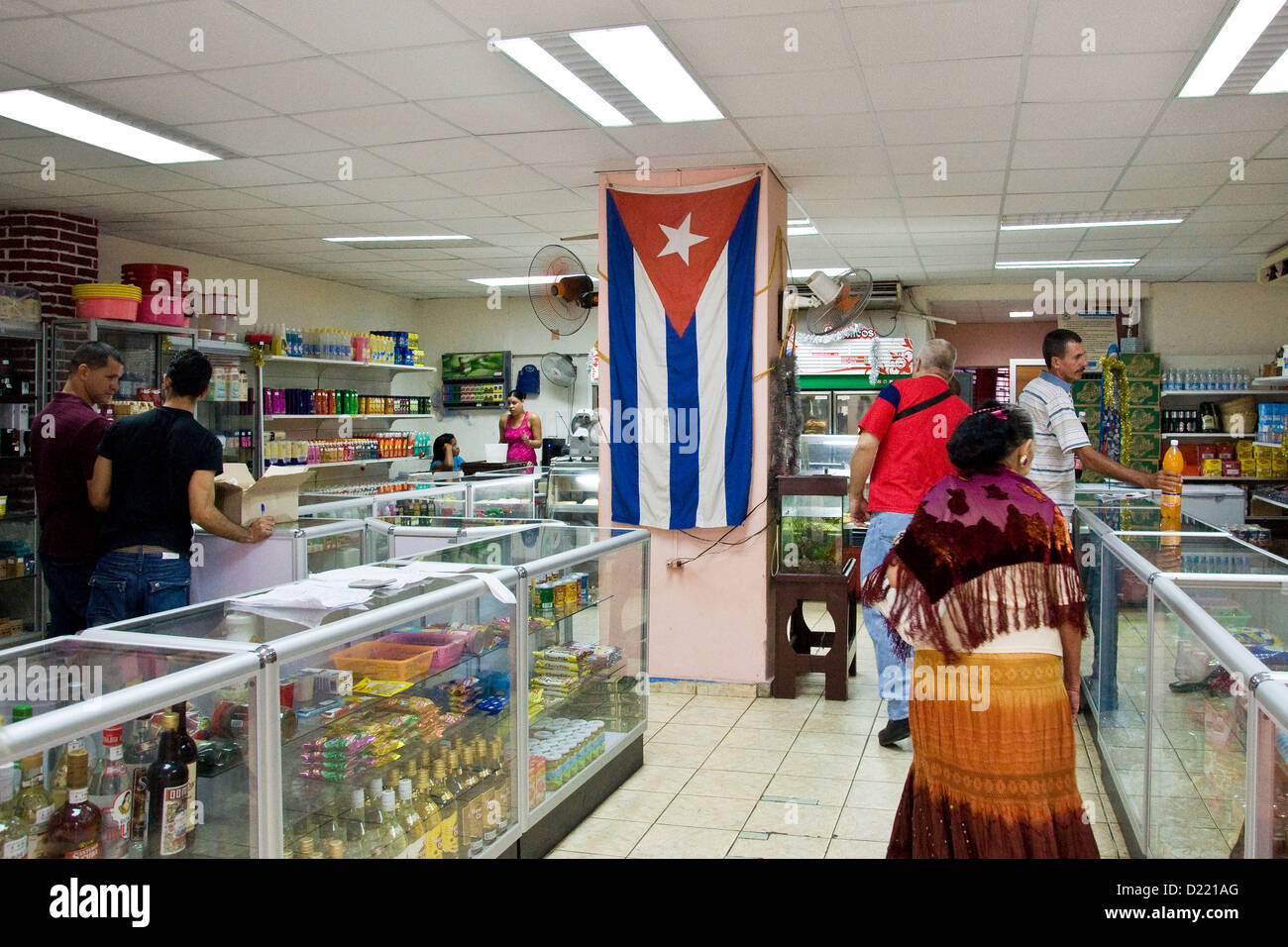 Cuba, Havana, cuban shop Stock Photo Alamy