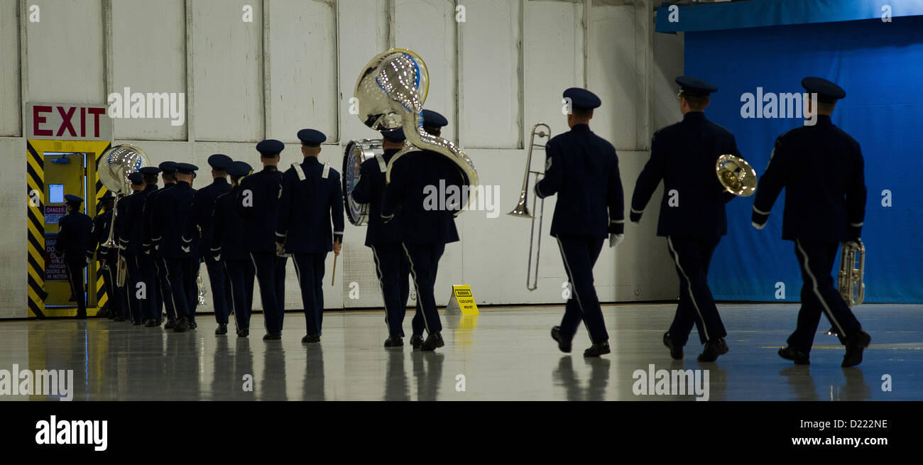 U.S. Air Force Honor Guard exits Hanger three after practicing for the 57th Presidential Inaugural parade, Jan. 11, 2013, at Joint Base Andrews, MD. Almost 15,000 personnel from 133 units throughout the military will be participating in the parade on Jan. 21, 2013. (U.S. Air Force Photo by SSgt Perry Aston Released) Stock Photo