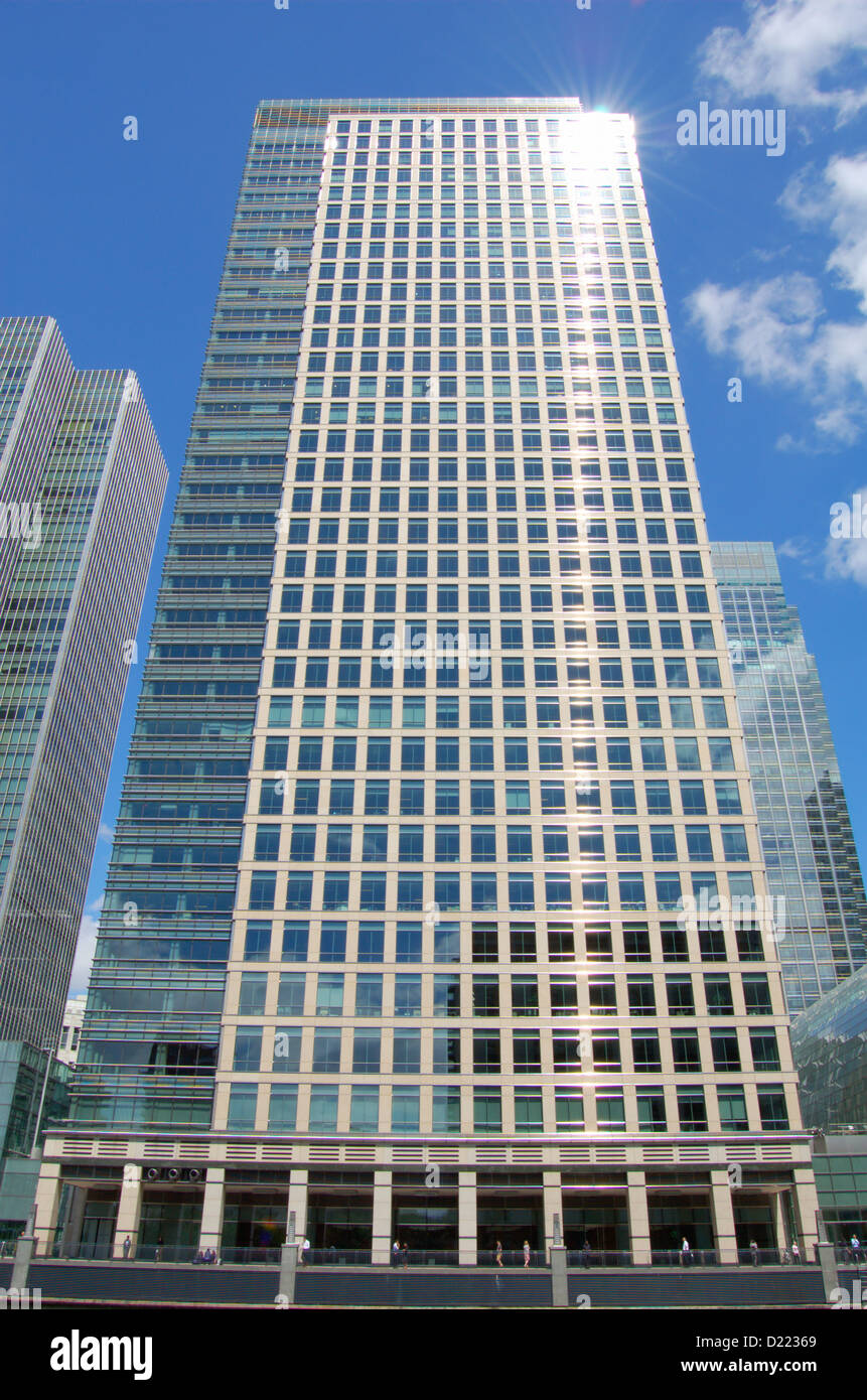 Office building at Canary Wharf in London, England Stock Photo - Alamy