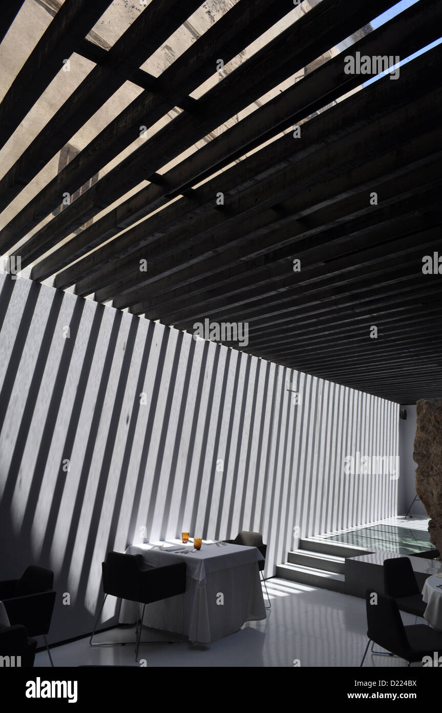 Valencia, Spain: Alma del Temple Restaurant, at Caro Hotel Stock Photo
