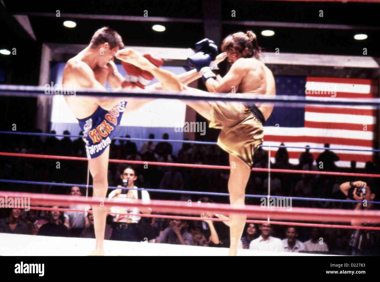 Karate Tiger 6 - Entscheidung In Rio  Kickboxer 3  Sasha Mitchell, Ian Jacklin Kickboxer-Champion David Sloan (Sasha Mitchell) Stock Photo