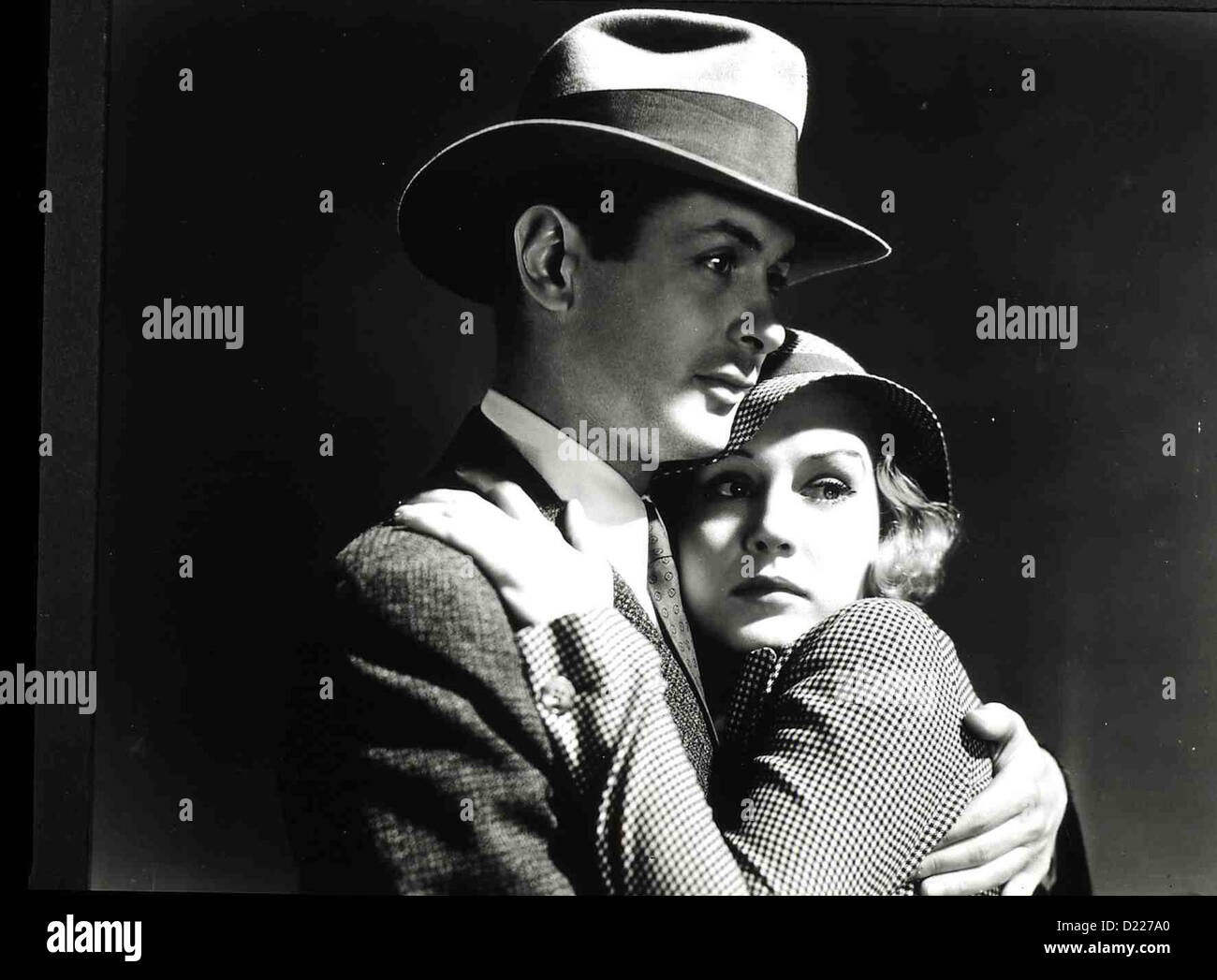 Zwei Herzen Auf Der Flucht  Fugitive Lovers  Robert Montgomery, Magde Evans Auf der Fahrt verliebt sich Letty (Madge Evans) in Stock Photo