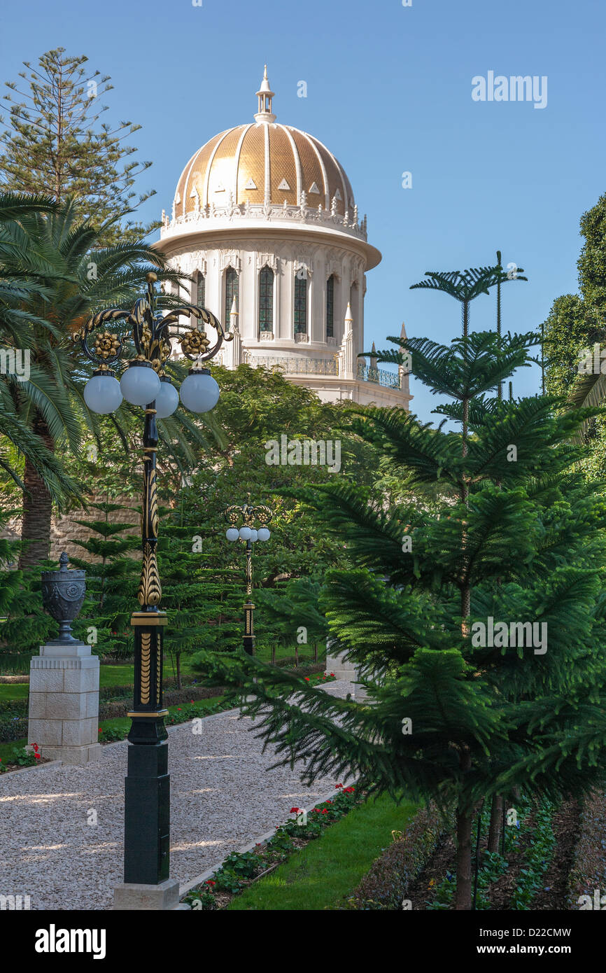 The Baha'i Gardens. The golden-domed Shrine of the Báb. Haifa Israel Stock  Photo - Alamy