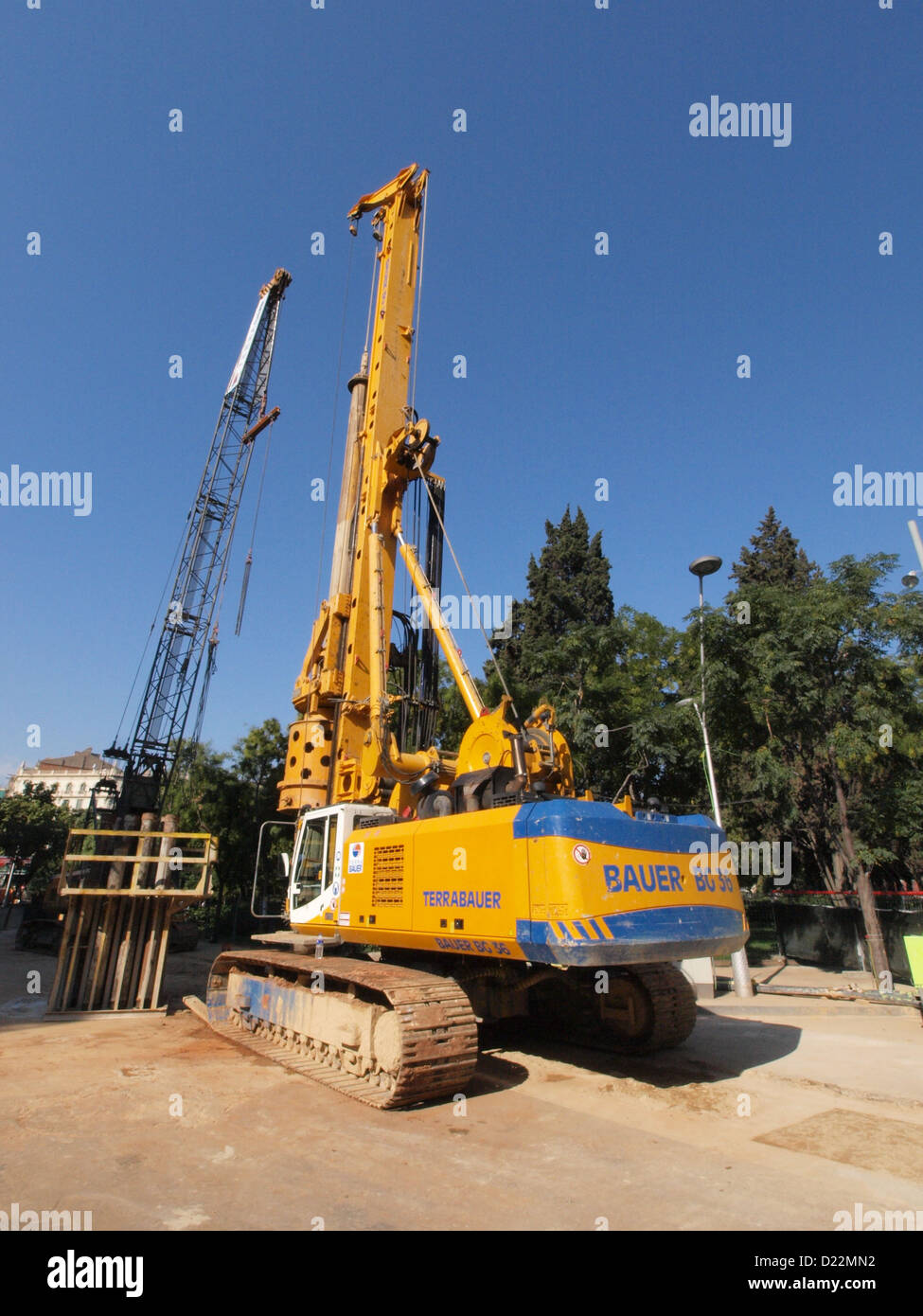 BAUER BG 36 - Drilling Rig Stock Photo - Alamy