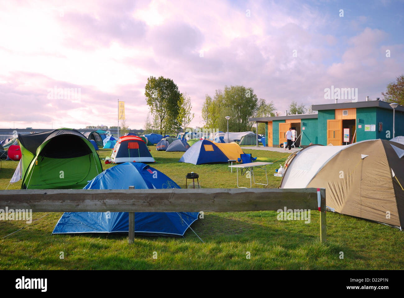 Tents at Camping Zeeburg, Zuider IJdijk, Amsterdam, Nederland Stock Photo -  Alamy