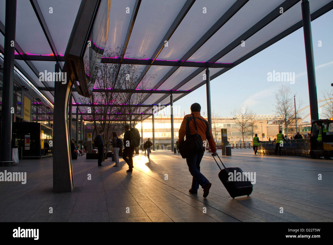 Entrance to Heathrow Airport, terminal 3 Stock Photo Alamy