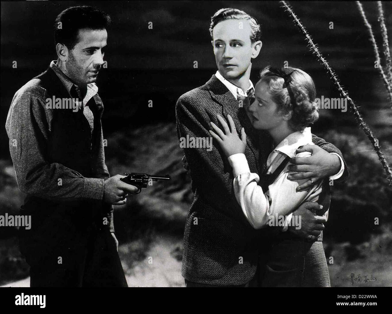 Der Versteinerte Wald  Petrified Forest,  Humphrey Bogart, Leslie Howard, Bette Davis Als der Gangster Duke Mantee (Humphrey Stock Photo