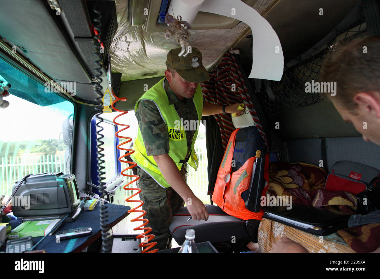 Koroszczyn, Poland, a Polish border guards in the control of a truck Stock Photo