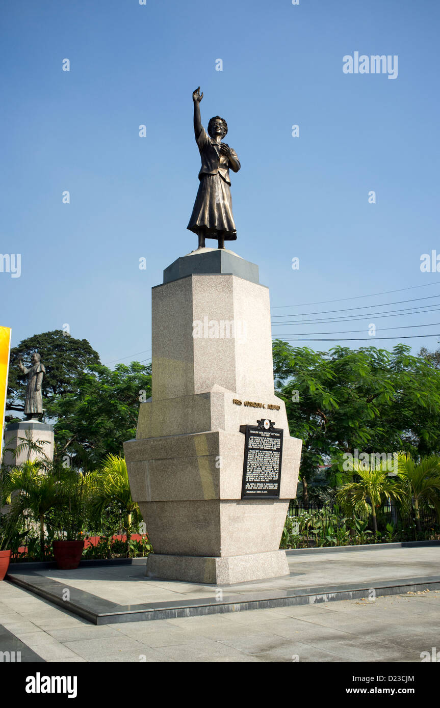 Corazon Aquino Statue Manila Phillippines Stock Photo