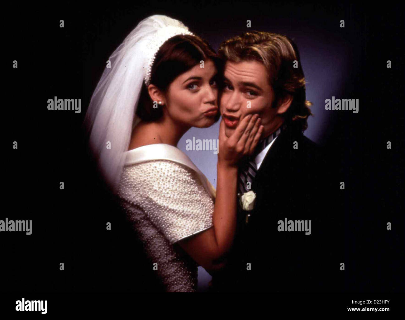 Tiffani thiessen mark paul hi-res stock photography and images - Alamy