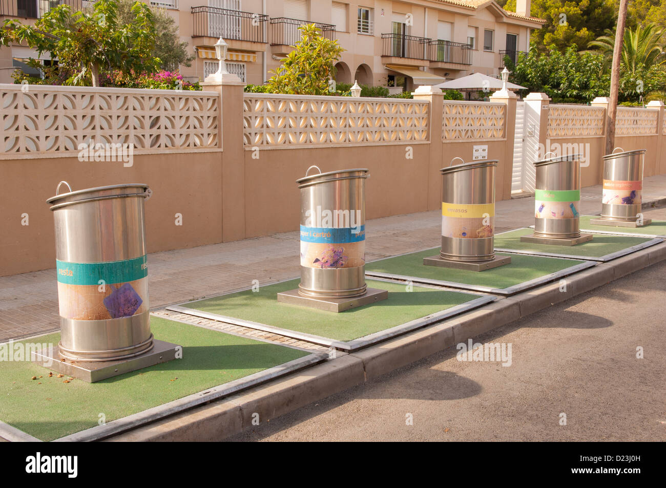 Recycling bins spain hires stock photography and images Alamy