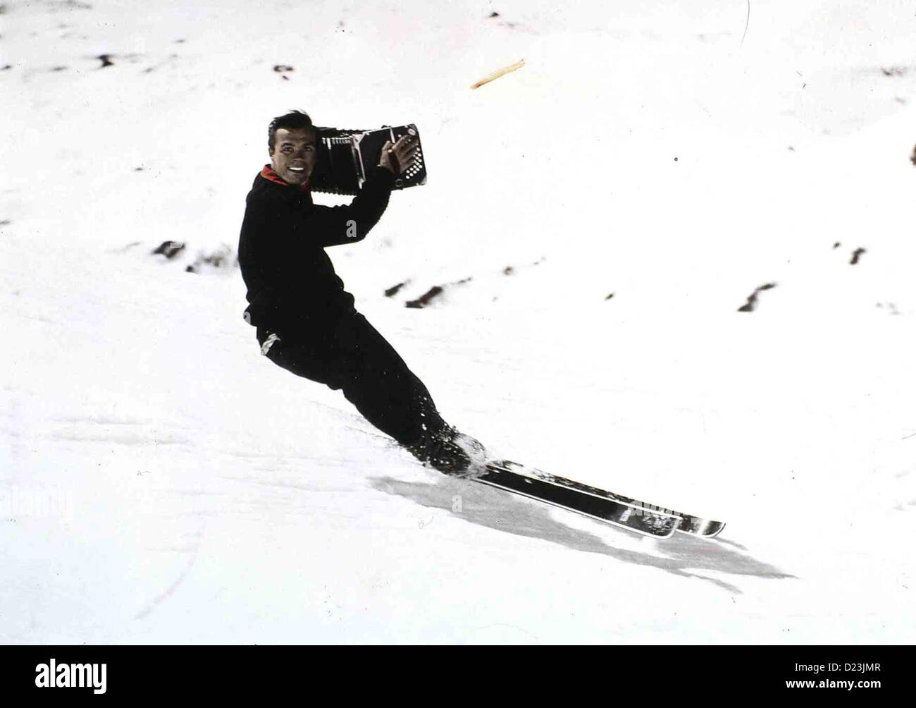 Der Schwarze Blitz Schwarze Blitz, Der Toni Sailer Der Skilehrer und  Kunsttischler Michael (Toni Sailer), bekannt als 'Der Stock Photo - Alamy