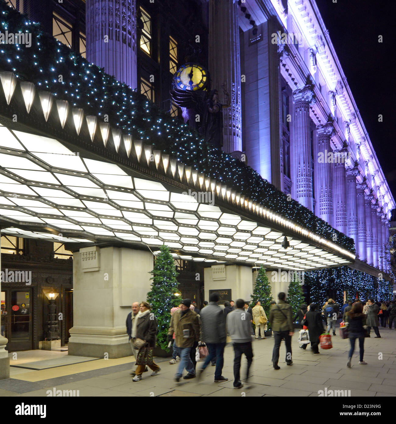 Selfridges christmas london hires stock photography and images Alamy