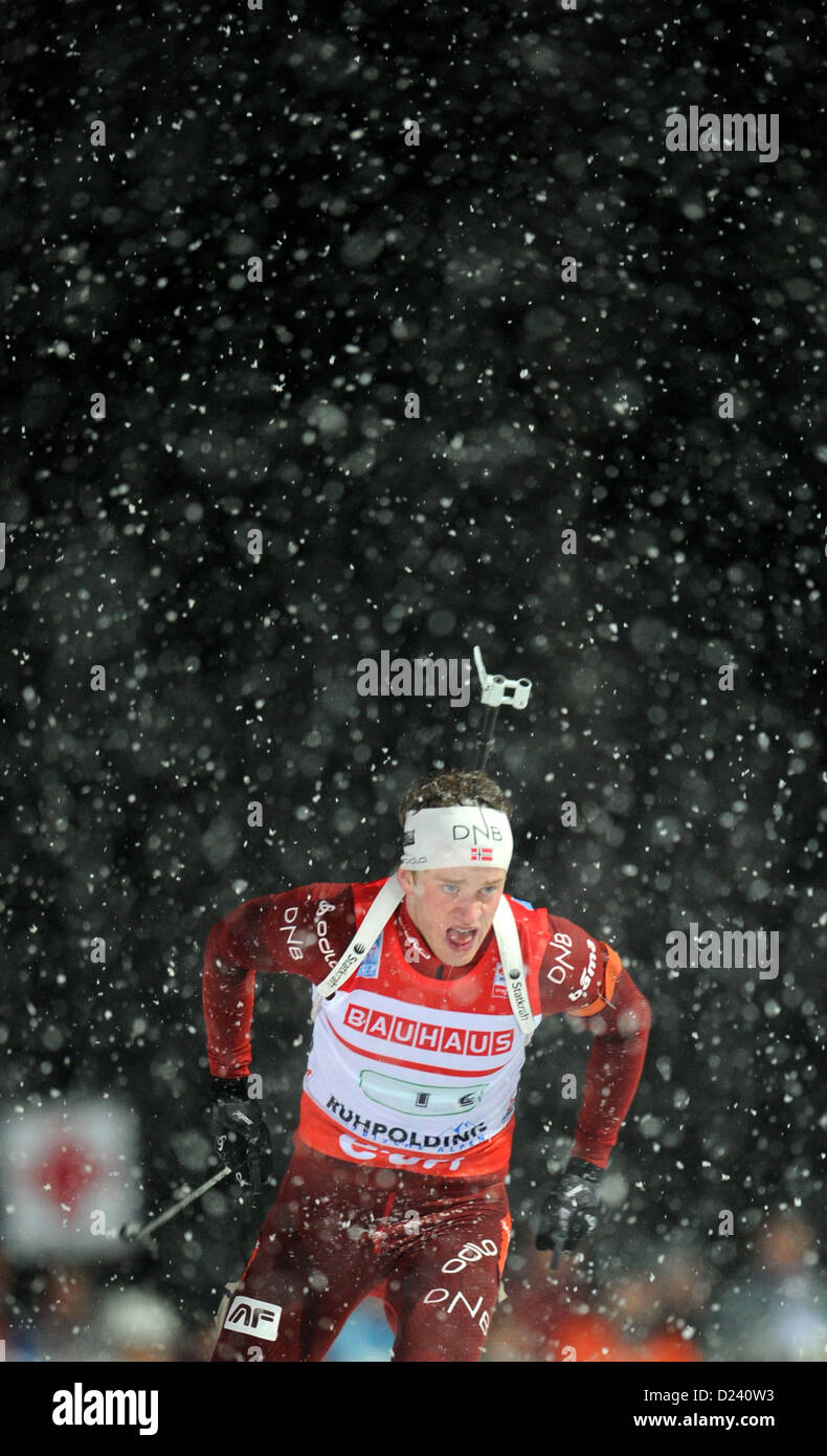 Norwegian biathlete Tarjei Boe in action during the 4 x 7.5 km relay at the Biathlon World Cup at Chiemgau Arena in Ruhpolding, Germany, 10 January 2013. Photo: Tobias Hase Stock Photo