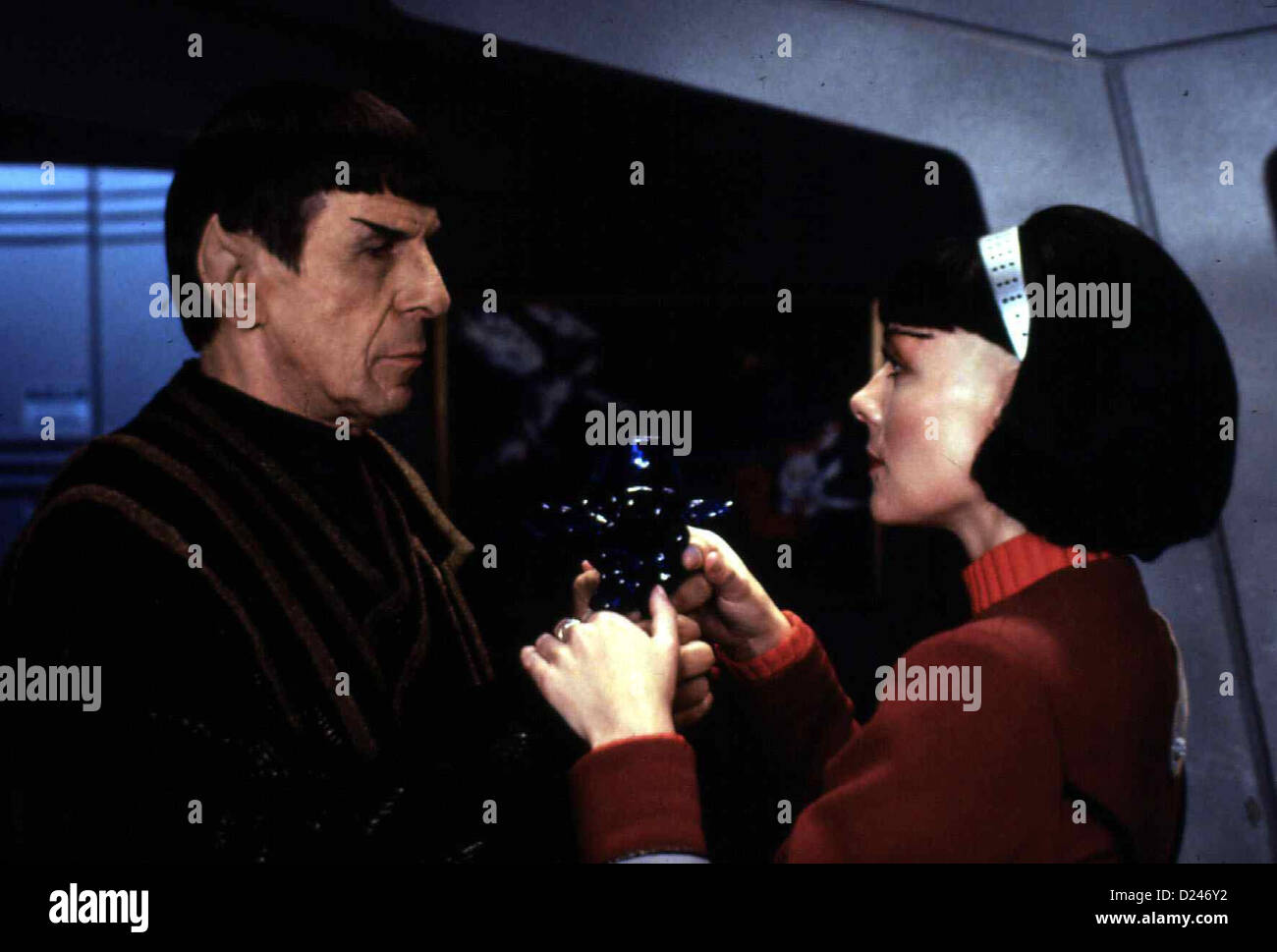 Kim cattrall star trek hi-res stock photography and images - Alamy