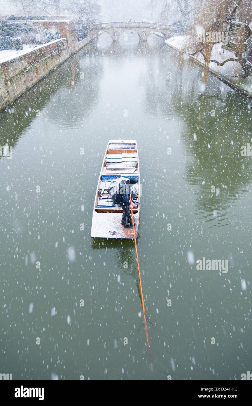 Cambridge UK 14th January 2013. Tourists go punting on the River Cam in