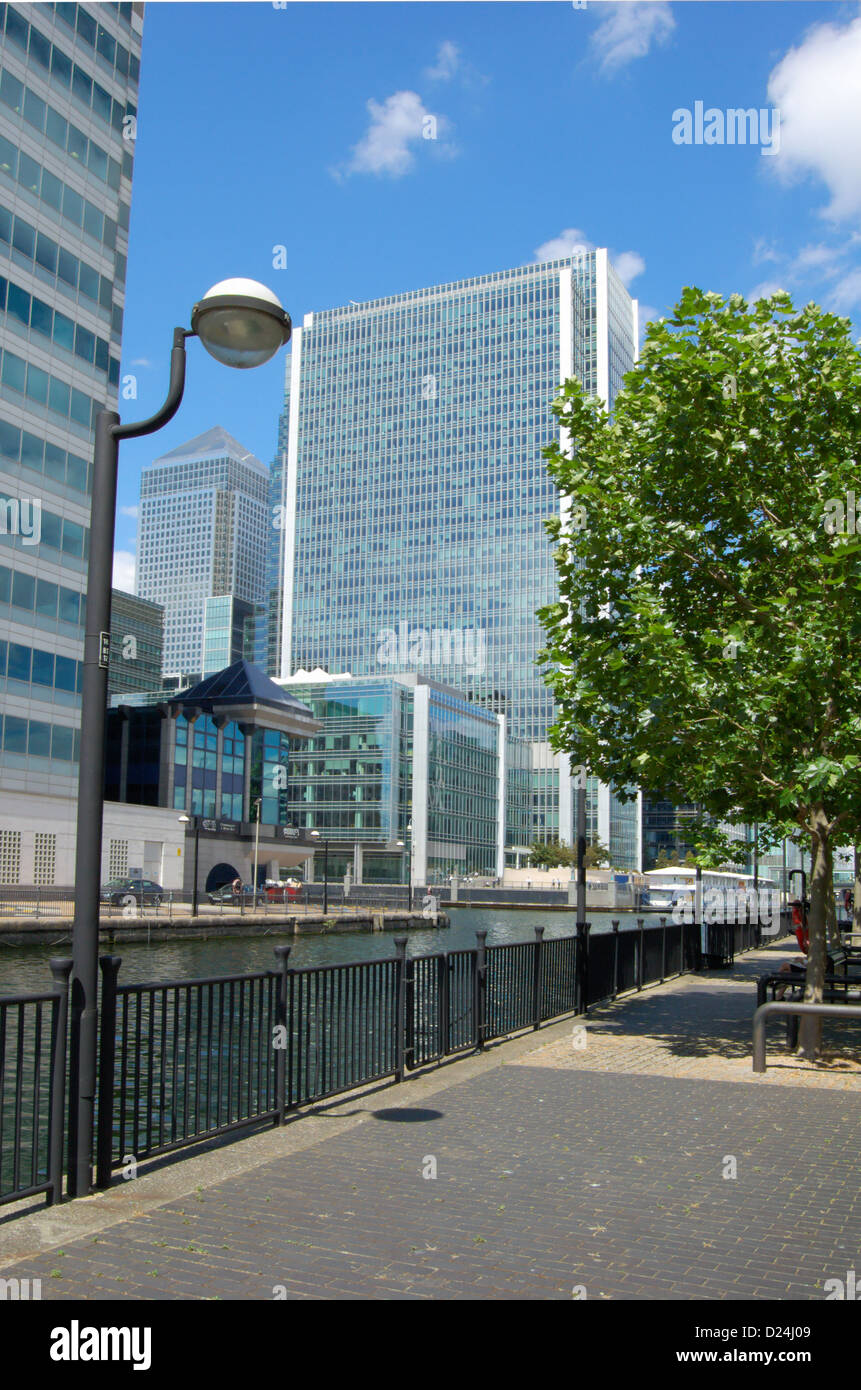 Office buildings at Canary Wharf in London, England Stock Photo - Alamy