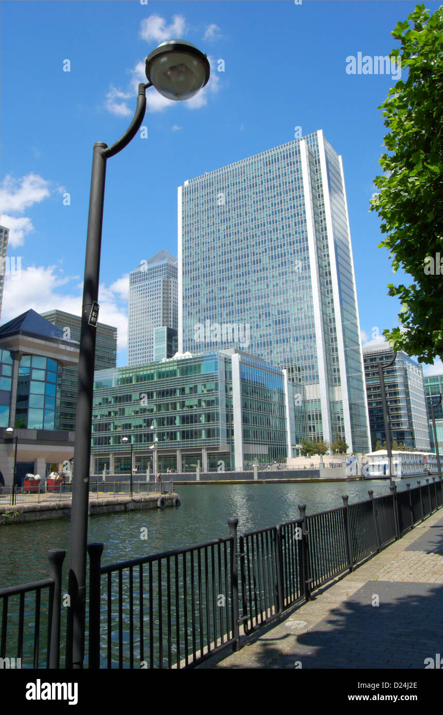Office buildings at Canary Wharf in London, England Stock Photo - Alamy