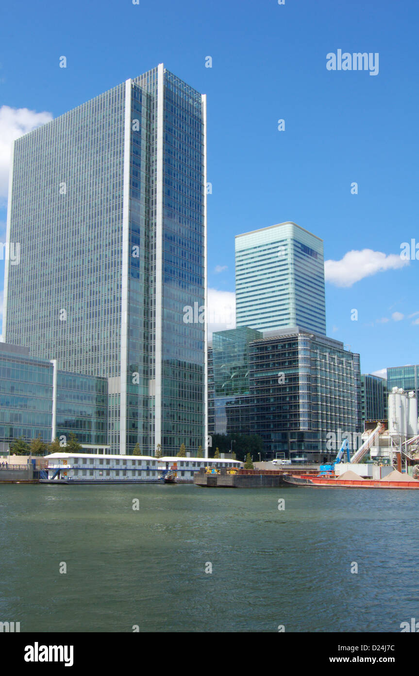 Office buildings and dock at Canary Wharf in London, England Stock ...