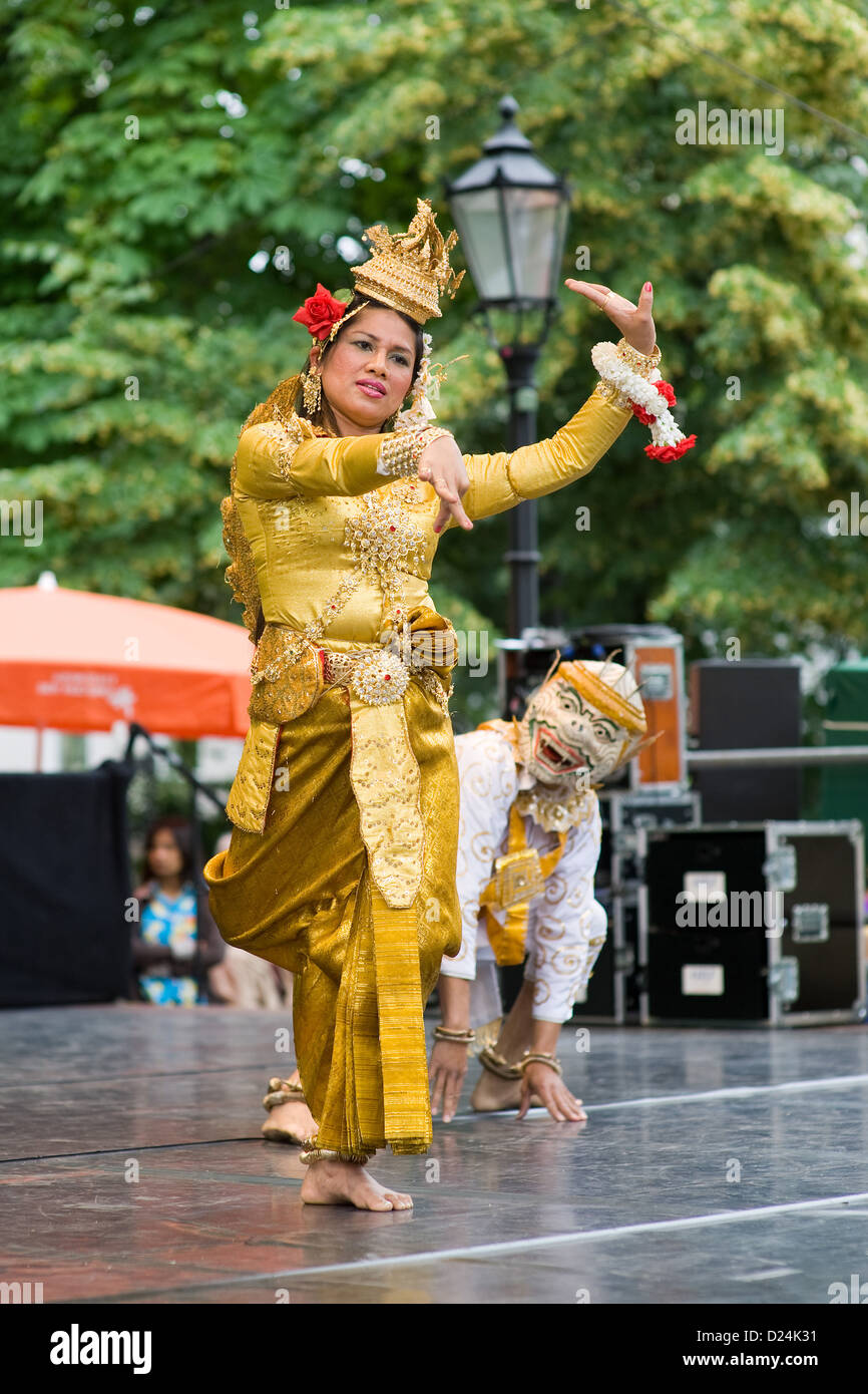 Berlin, Germany, Cambodian dancers in the 48 hours Neukoelln Cultural Festival Stock Photo