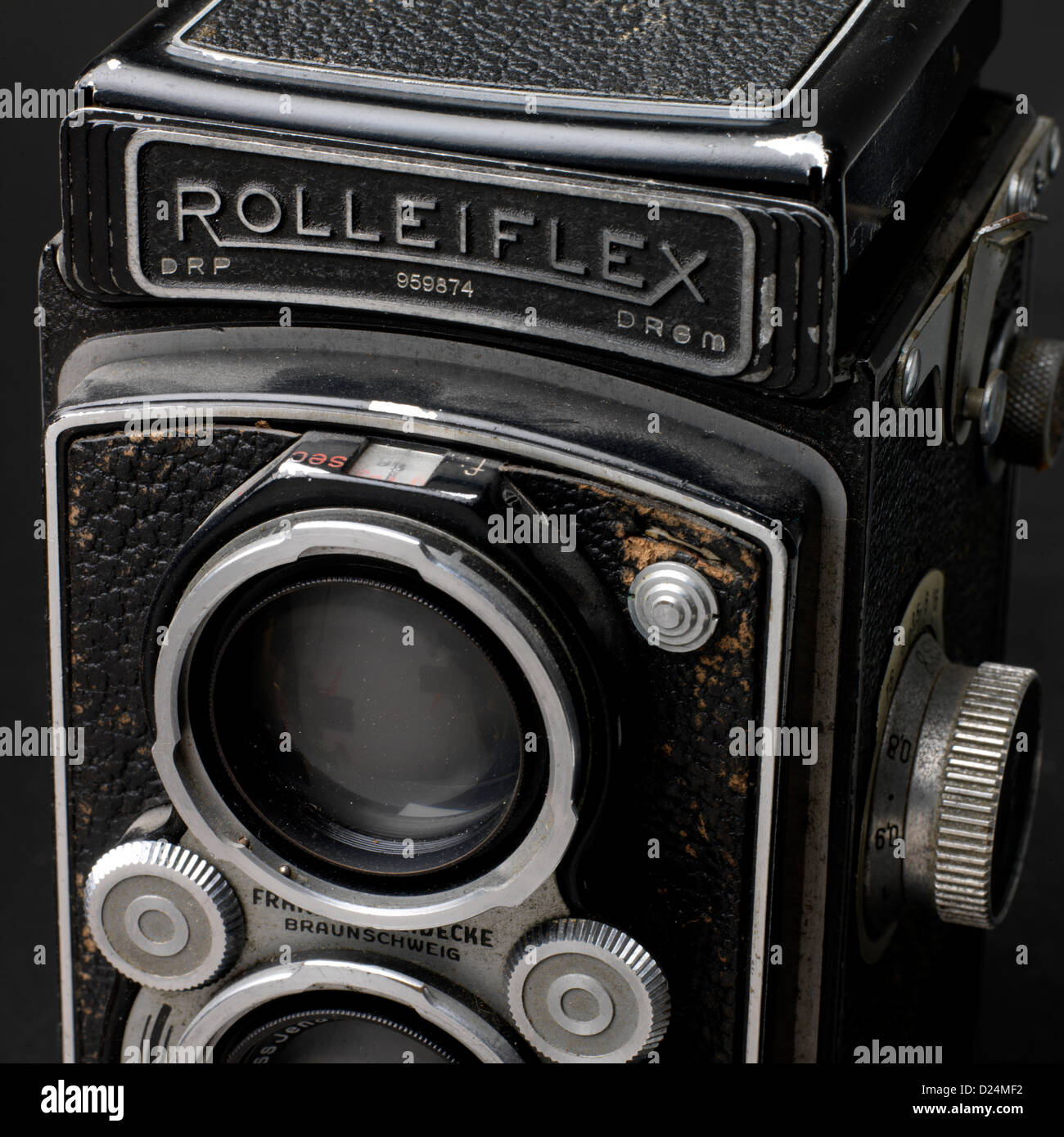 Old rolleiflex camera,close-up 1945 - 1949 Stock Photo
