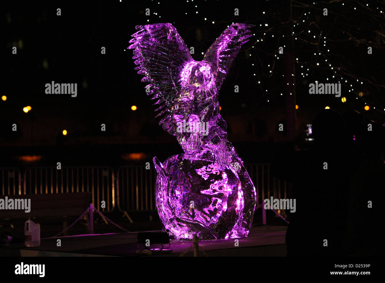 London Ice Sculpting Festival at Canary Wharf 2013 Stock Photo - Alamy