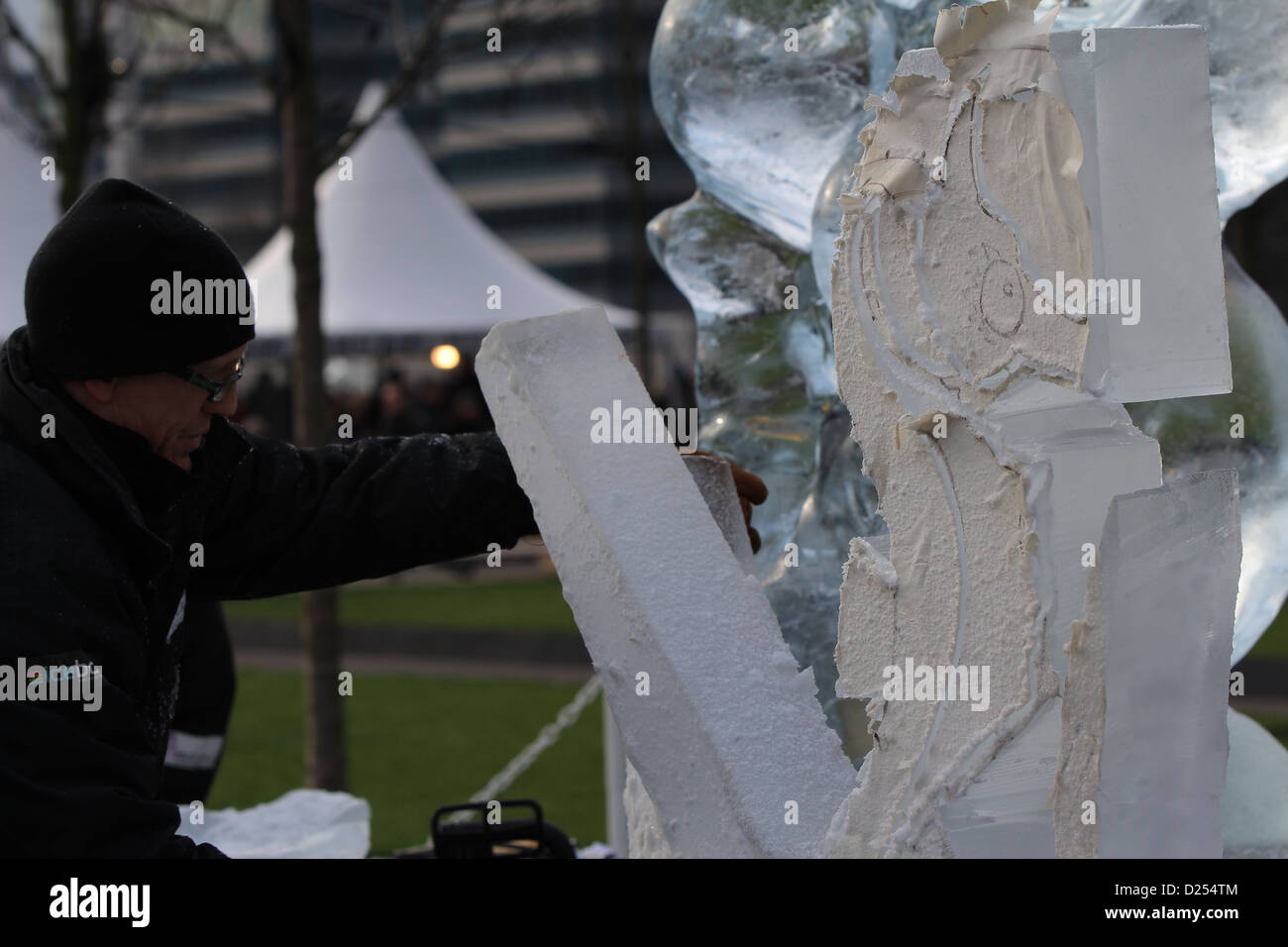 London Ice Sculpting Festival at Canary Wharf 2013 Stock Photo - Alamy