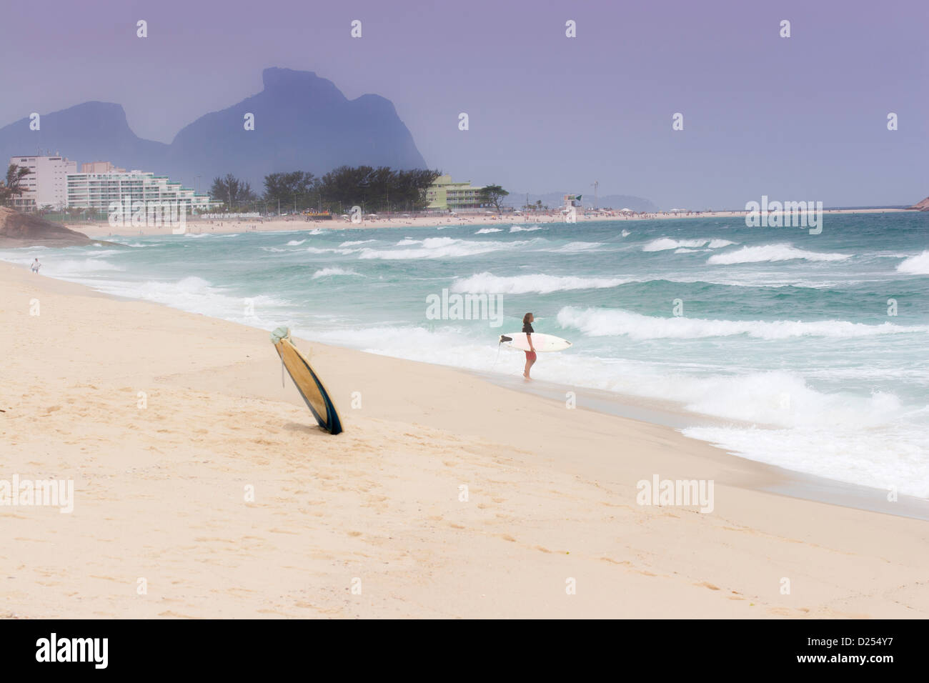 barra-da-tijuca-pontal-hi-res-stock-photography-and-images-alamy