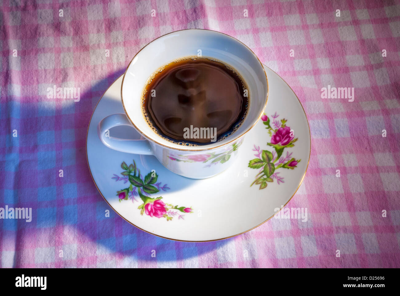 Reflection face in cup coffee hires stock photography and images Alamy