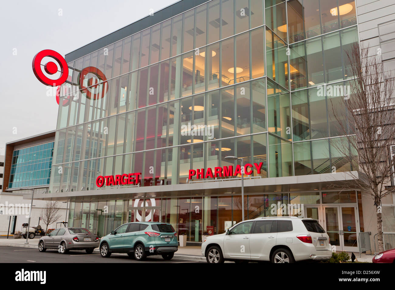 Target storefront hires stock photography and images Alamy