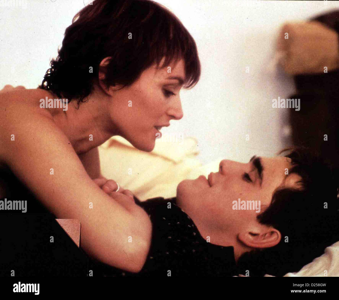 Target Zielscheibe Target Carla Ilona Gruebel Und Chris Matt Stock Photo Alamy