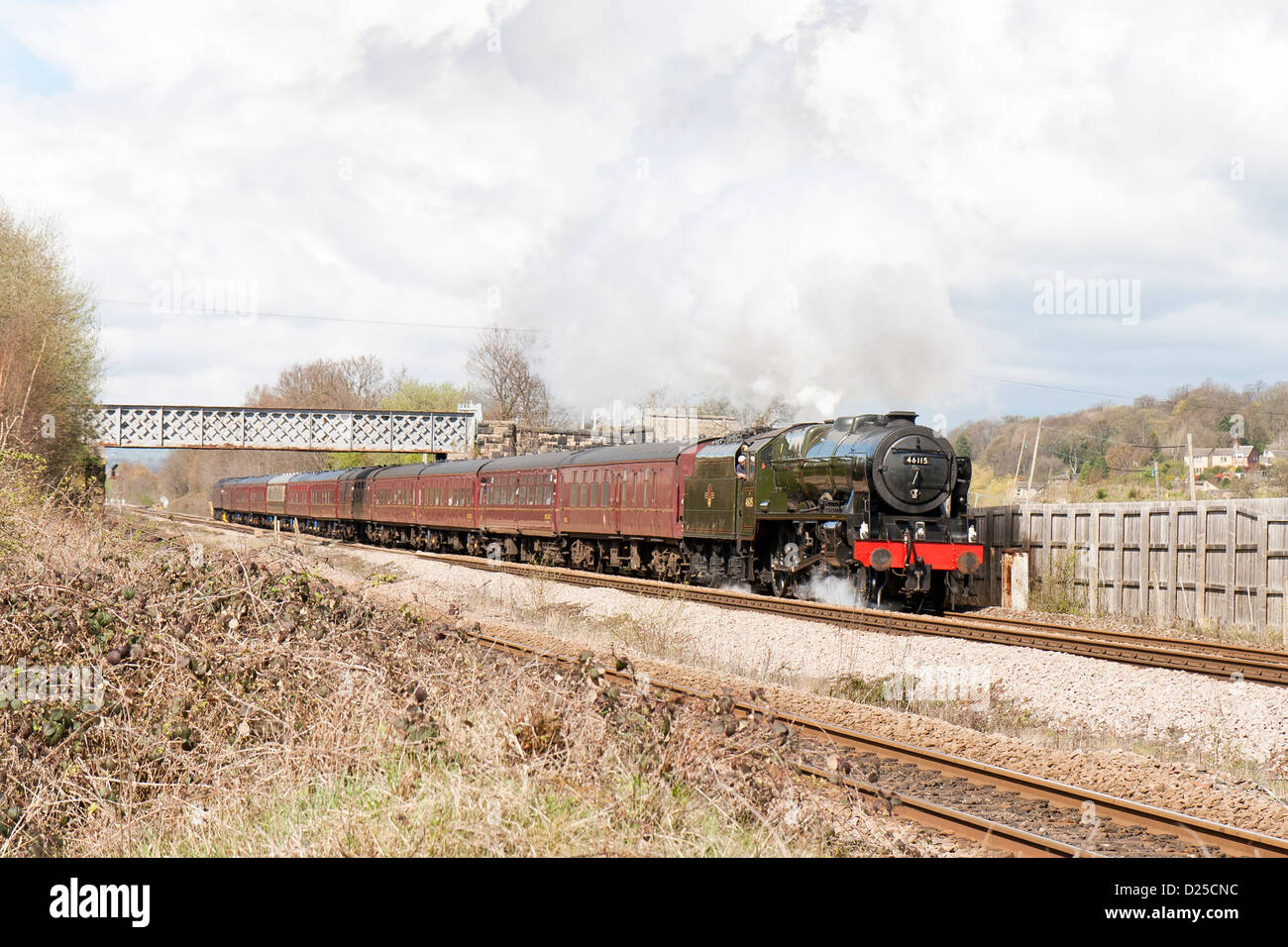 Steam locomotive pulling a passenger train on the Mainline near Mirfield Stock Photo