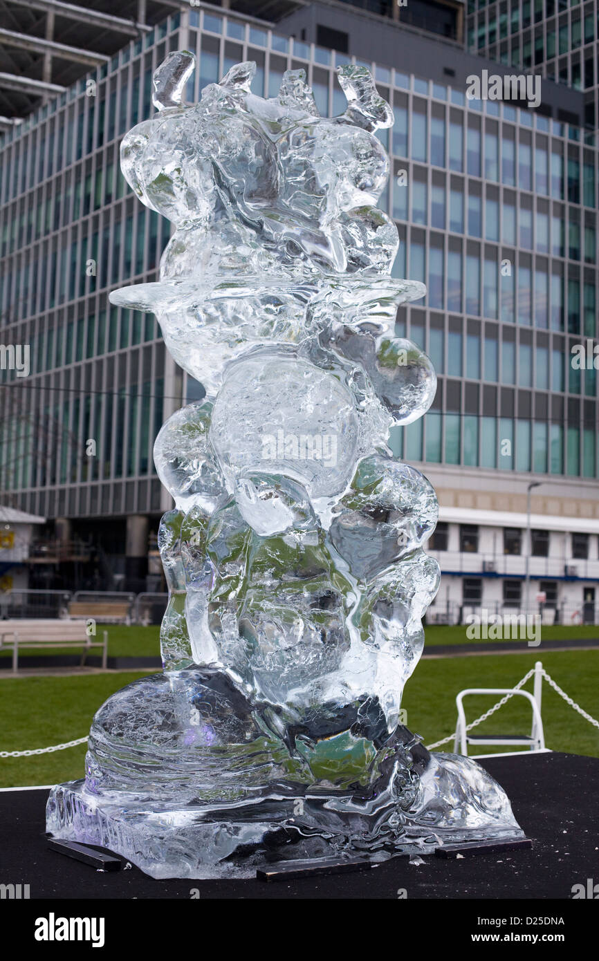 Ice sculptures london hires stock photography and images Alamy