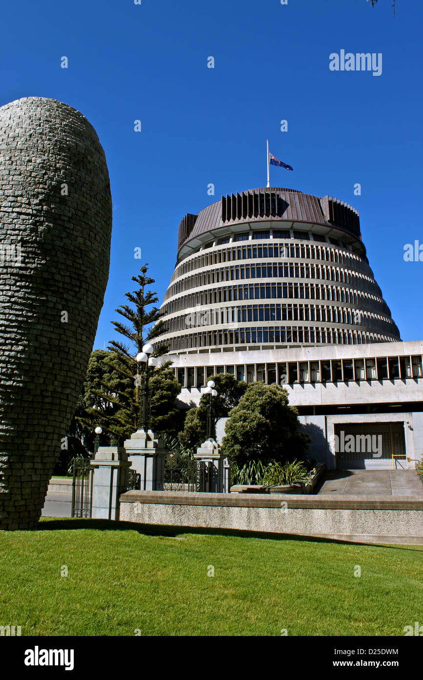 The Executive Wing of the New Zealand Parliament Buildings, commonly and affectionately referred to as the Beehive Stock Photo