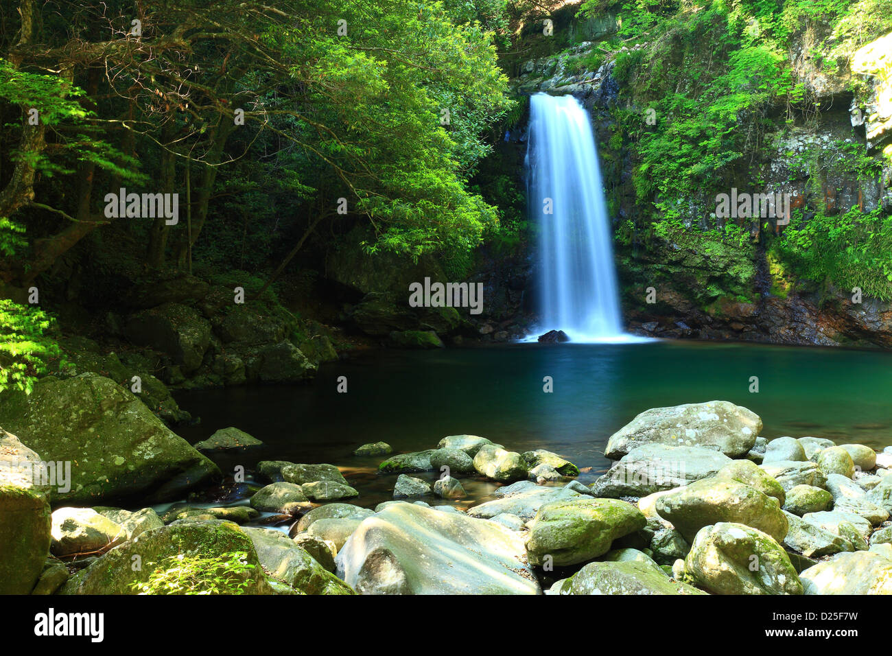 Todoroki Waterfall Hi Res Stock Photography And Images Alamy