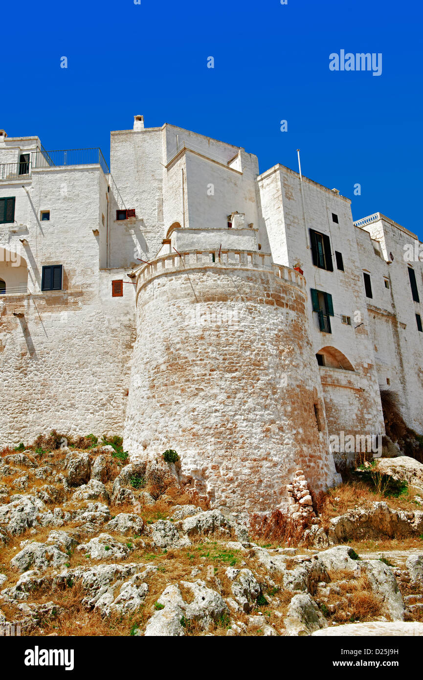 The medieval white fortified hill town walls of Ostuni, The White Town, Puglia, Italy. Stock Photo