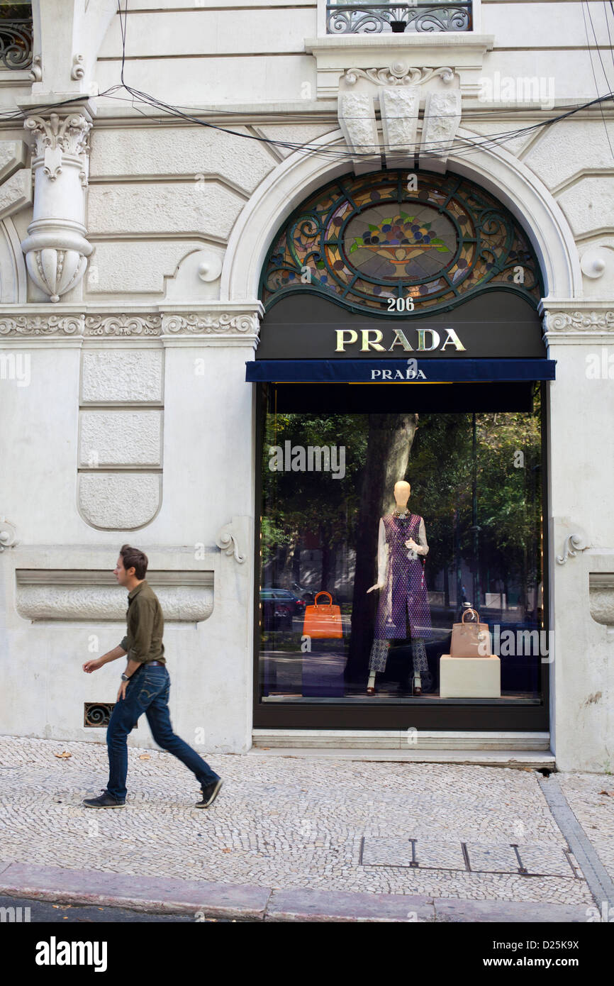 Prada shop in Avenida da Liberdade, Lisbon, Portugal Stock Photo - Alamy