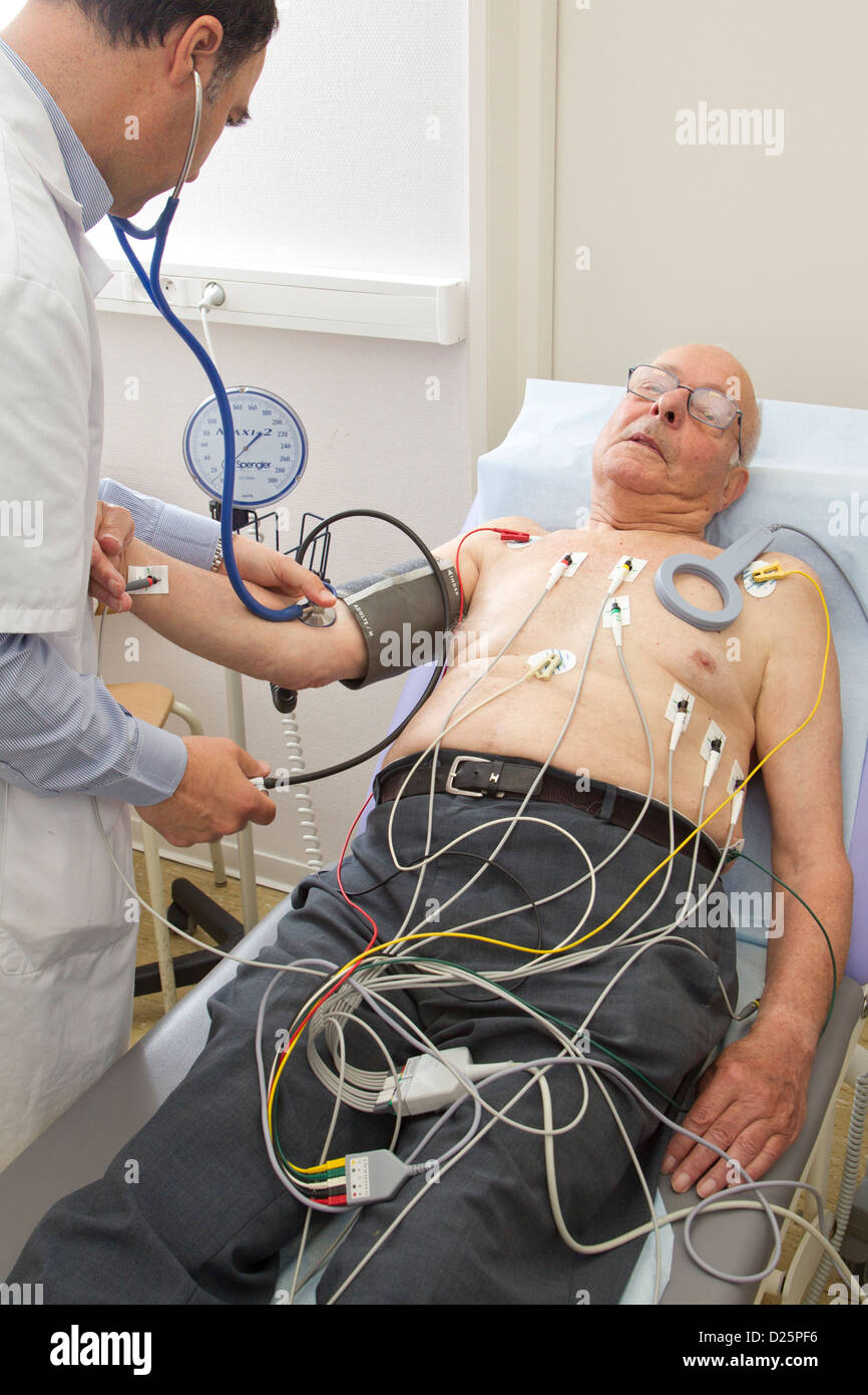 CONSULTATION IN CARDIOLOGY Stock Photo Alamy
