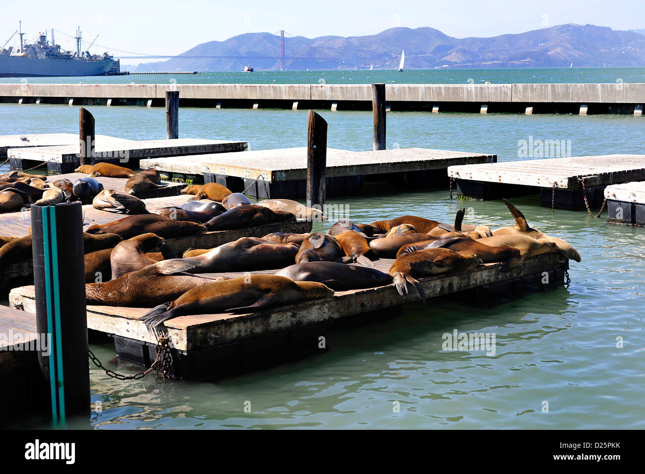 Ca san francisco fisherman wharf hi-res stock photography and