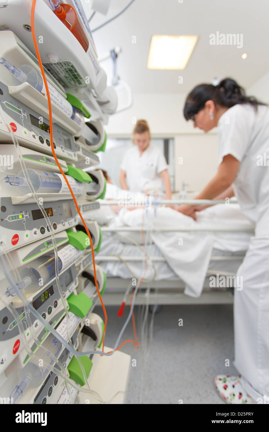NURSE DISPENSING CARE Stock Photo Alamy
