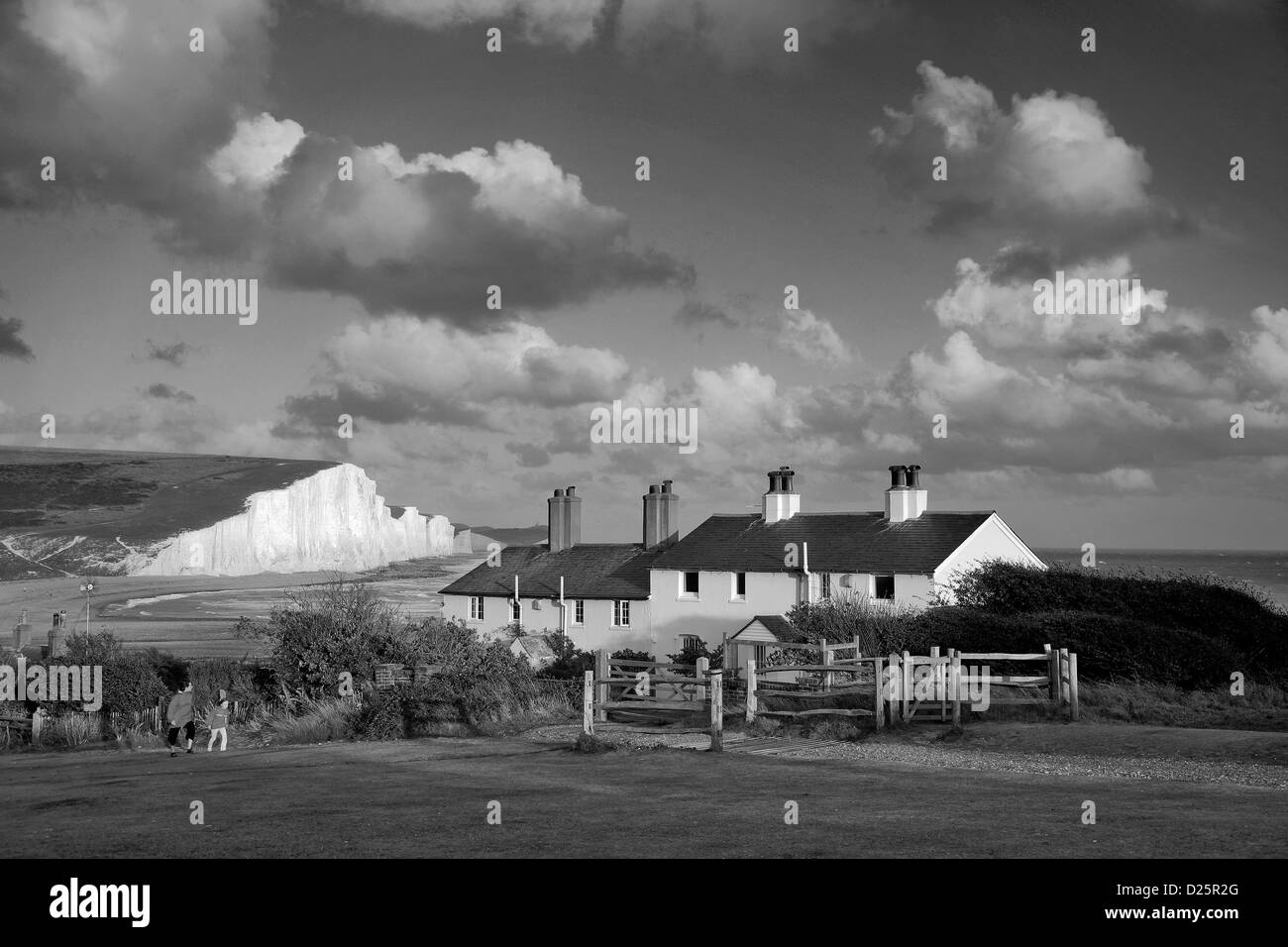 Coastguard Cottages with the Seven Sisters Chalk Cliffs in the