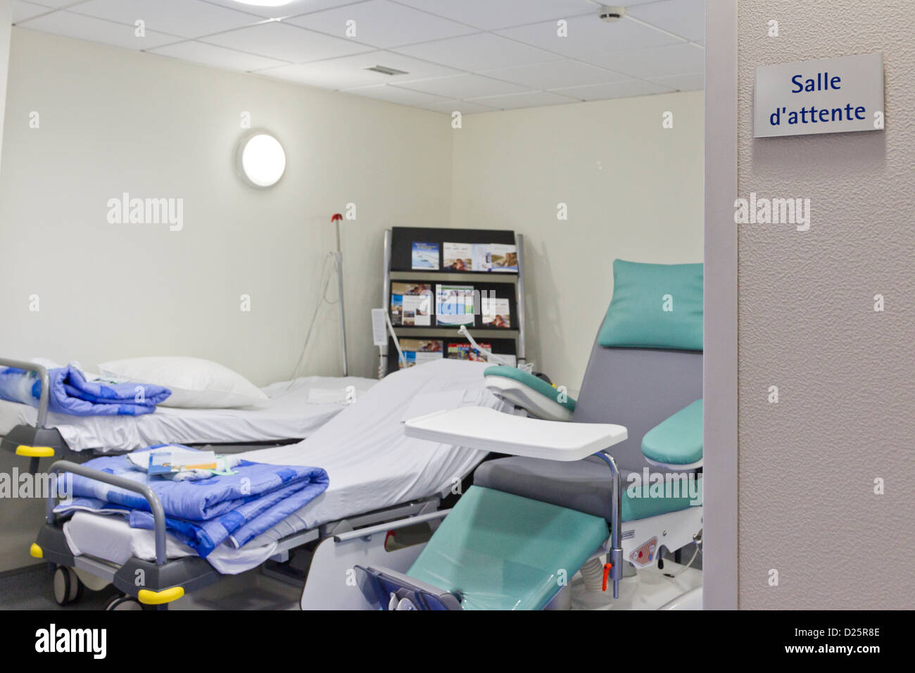 Multiple beds hires stock photography and images Alamy