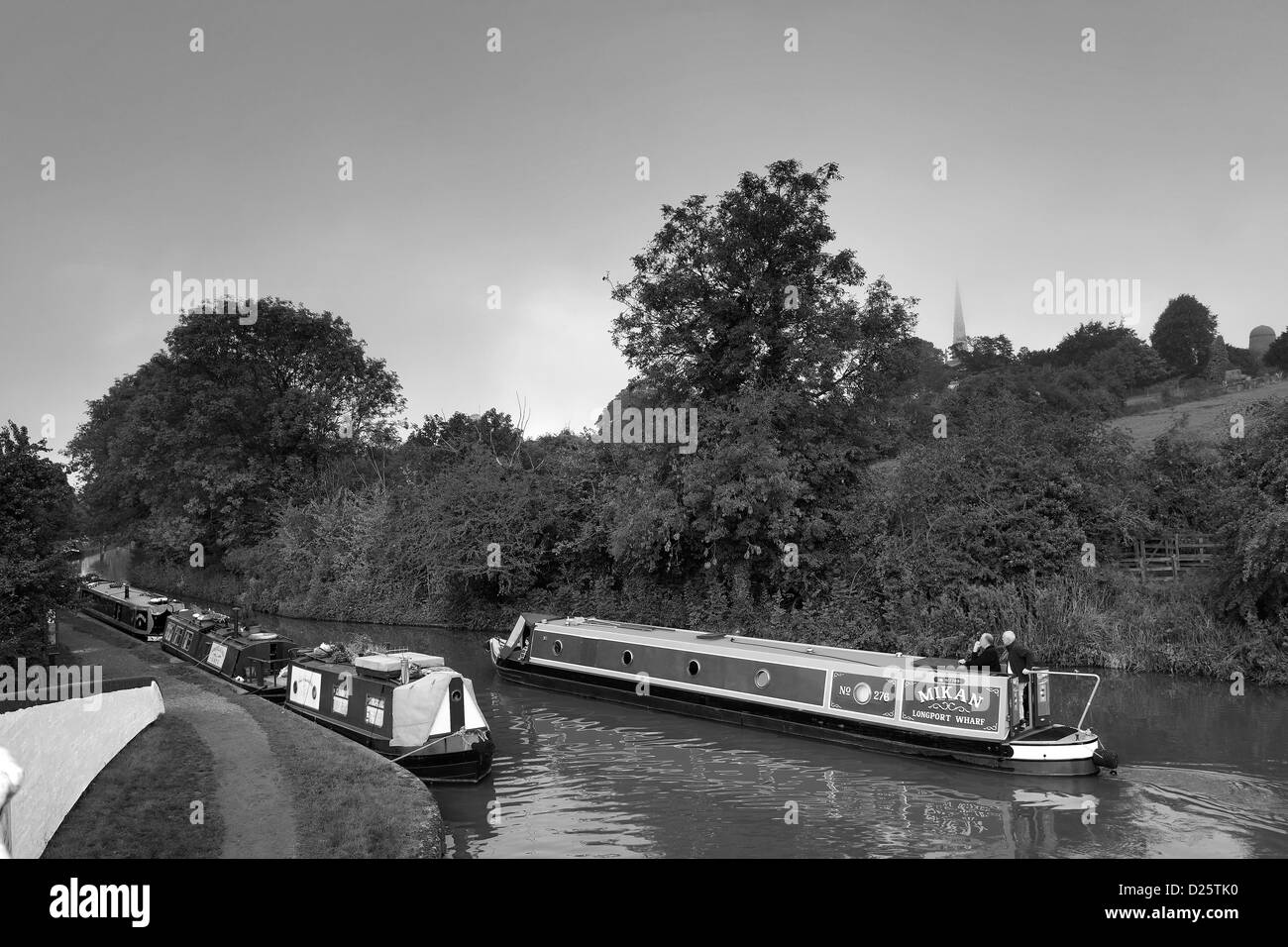 Narrowboats on the Grand Union Canal at Braunston village, Northamptonshire, England; Britain; UK Stock Photo