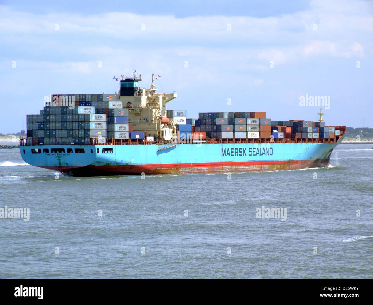 Merchant Container Ship Merchant cargo container ships Stock Photo - Alamy