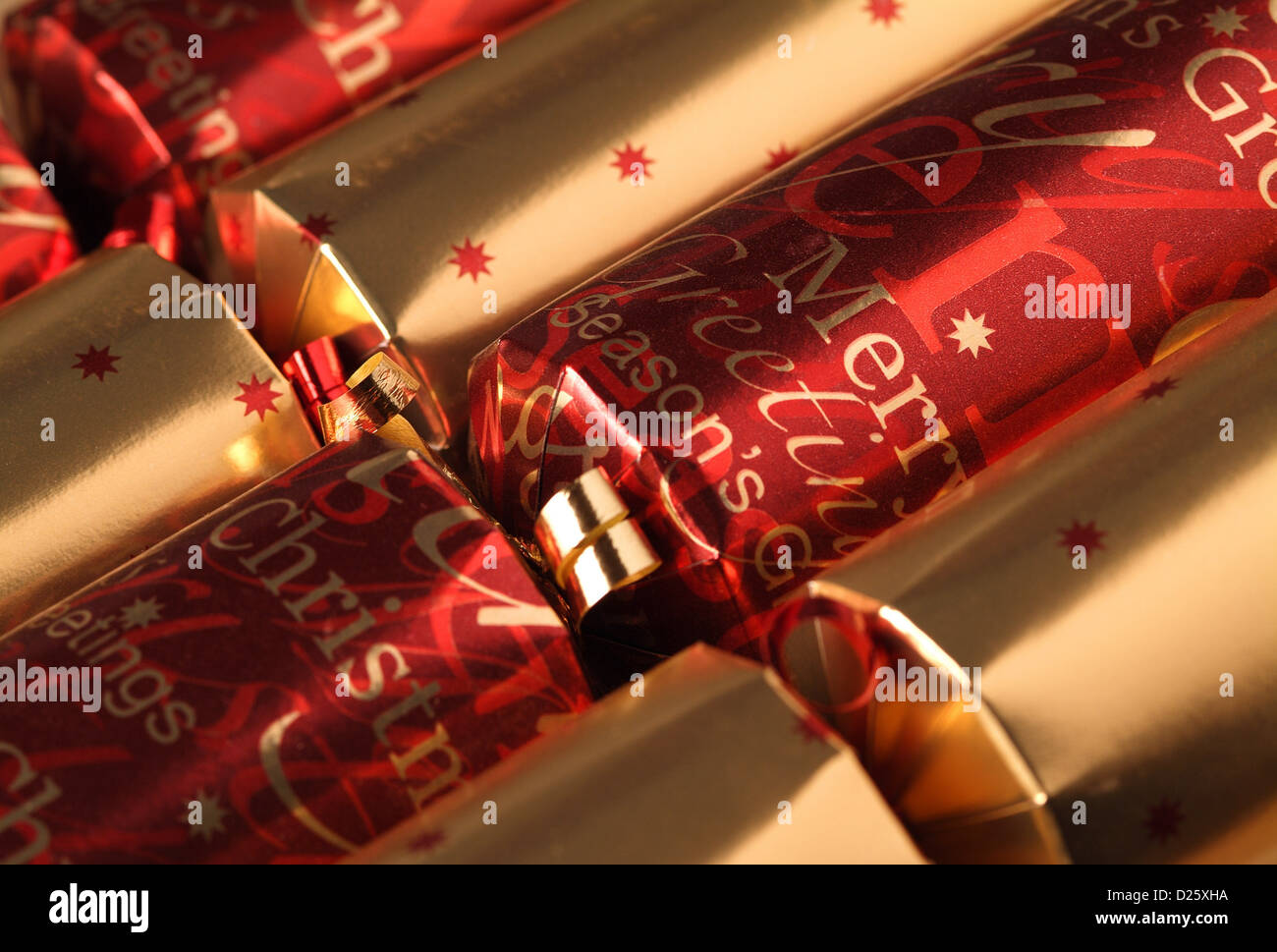 Crackers christmas hi-res stock photography and images - Alamy