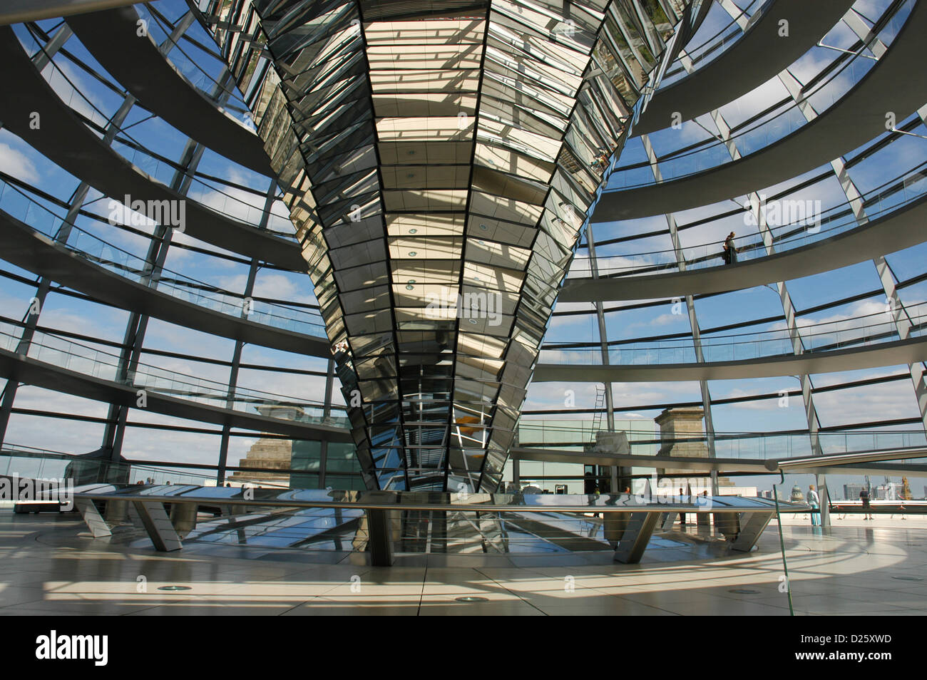 Dome of the Reichstag, seat of the German Parliament, designed by Norman Foster (b.1935). Interior. Berlin. Germany. Stock Photo