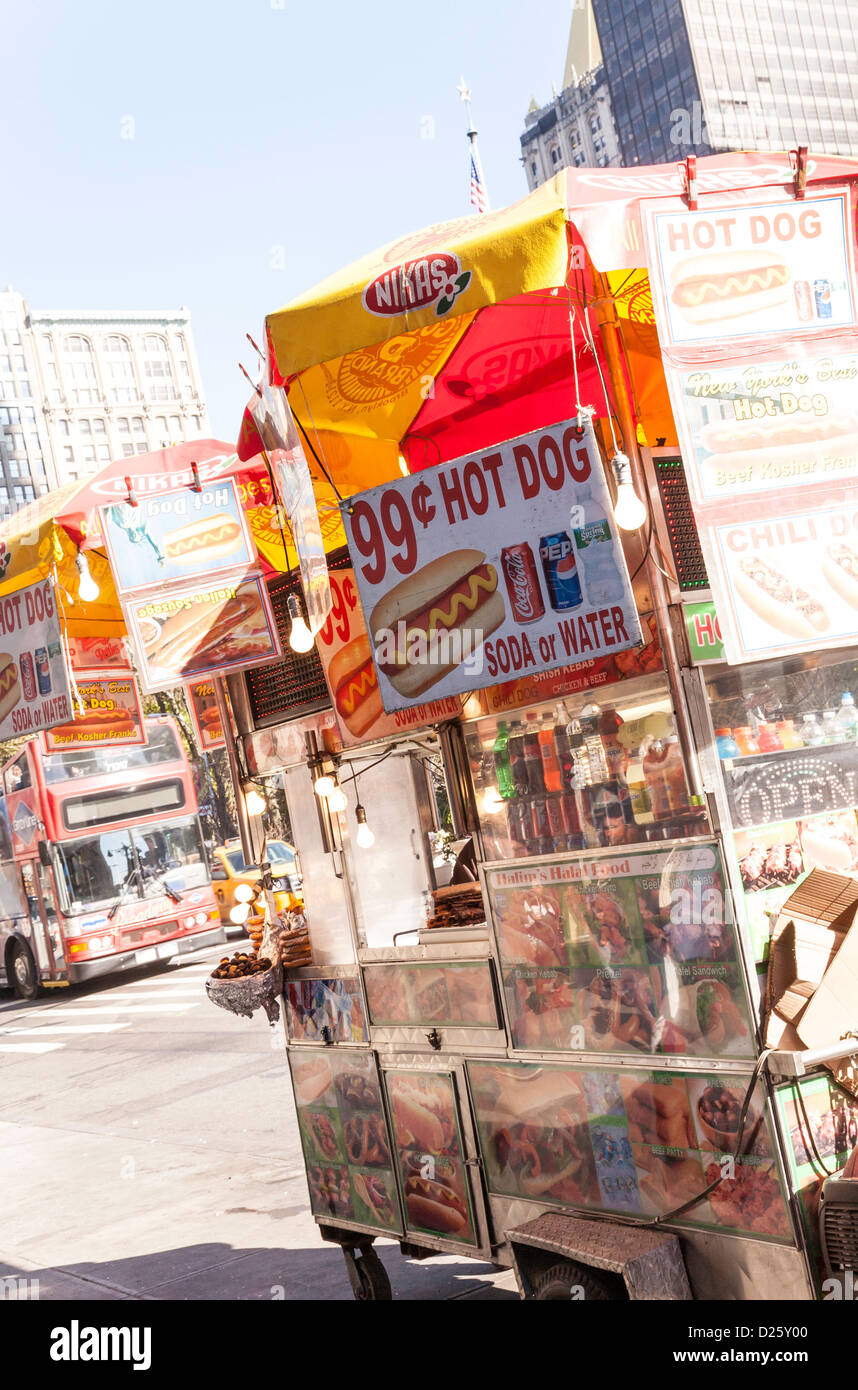 Nyc food cart hires stock photography and images Alamy
