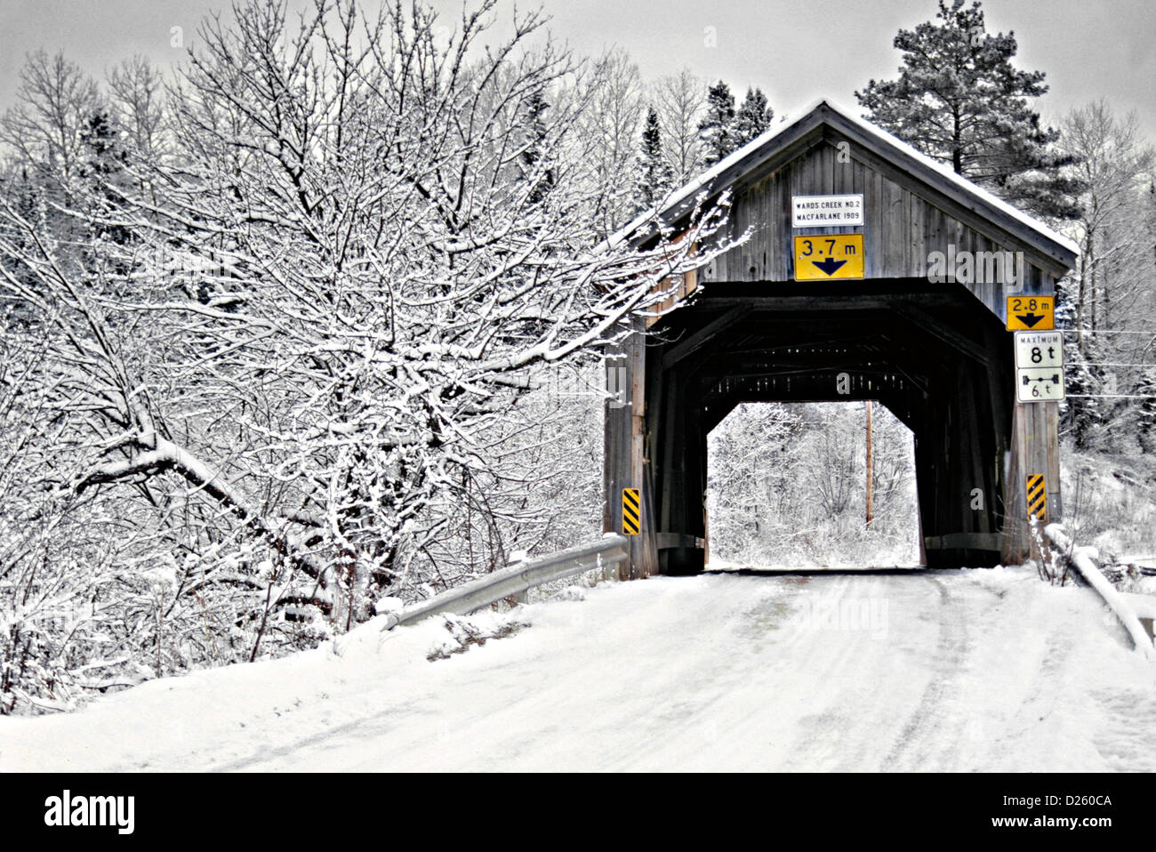Wards Creek Covered Bridge Stock Photo Alamy