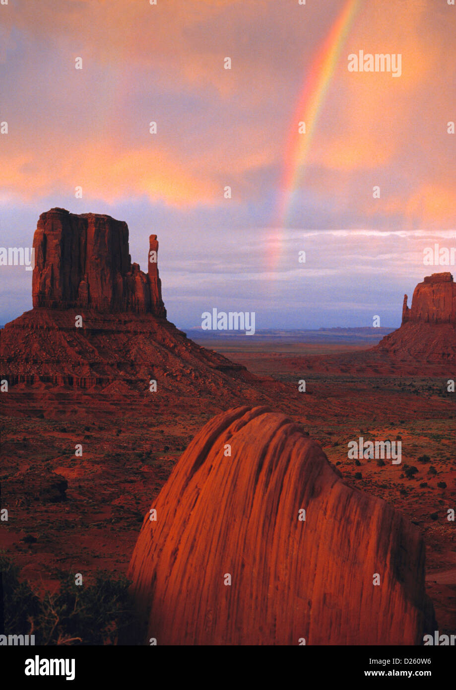 Rainbow in Monument Valley Stock Photo - Alamy
