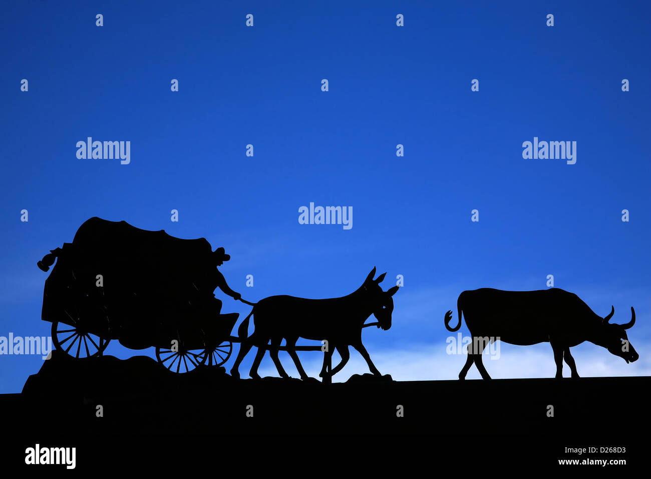 Western cattle drive silhouette Stock Photo - Alamy, image size:1300x956